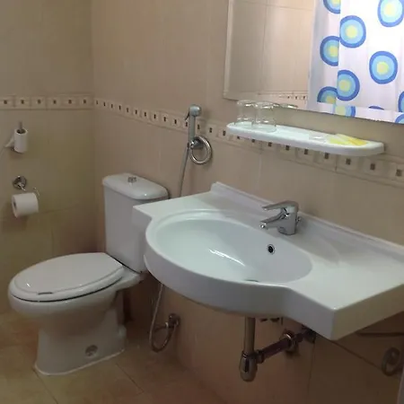 Aquarius Hotel 2*