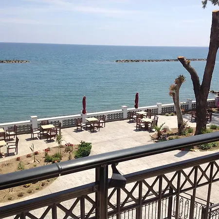 Aquarius Hotel