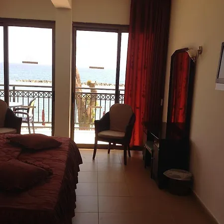 Aquarius Hotel 2*